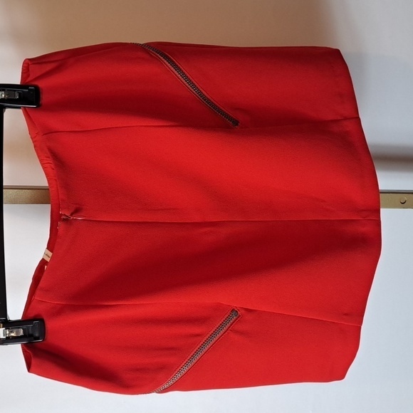 BCBGENERATION RED ZIPPER DETAILED MINI SKIRT - Picture 6 of 6